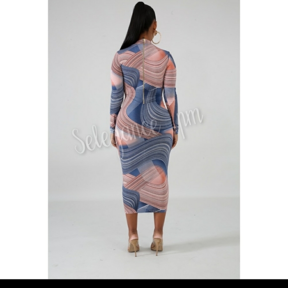 Soft marble midi dress - Picture 4 of 5